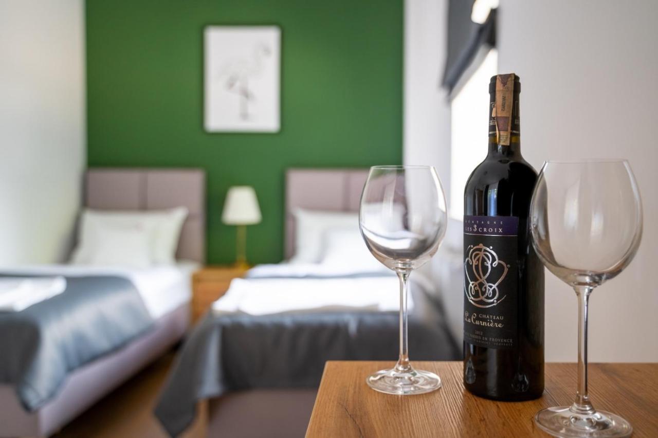 גורז'וב ווילקופולסקי Apartamenty, Boutique Rooms Villa 82, Miejsce Prkingowe מראה חיצוני תמונה