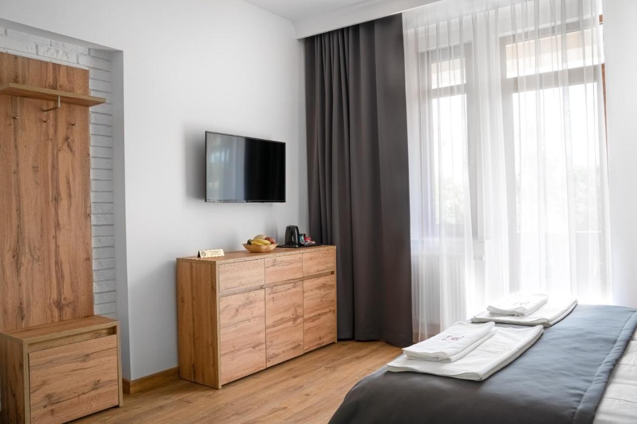 גורז'וב ווילקופולסקי Apartamenty, Boutique Rooms Villa 82, Miejsce Prkingowe מראה חיצוני תמונה