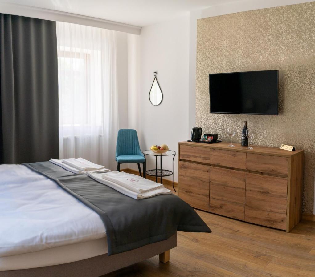 גורז'וב ווילקופולסקי Apartamenty, Boutique Rooms Villa 82, Miejsce Prkingowe מראה חיצוני תמונה