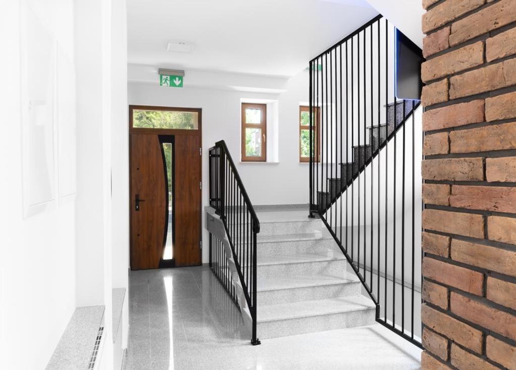 גורז'וב ווילקופולסקי Apartamenty, Boutique Rooms Villa 82, Miejsce Prkingowe מראה חיצוני תמונה